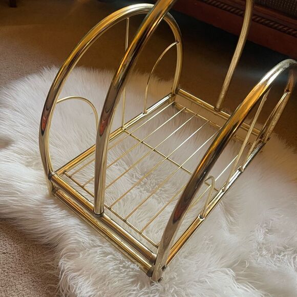 1960s The Commodore Collection by Rosalco Brass Finish Gold Metal Magazine Rack - Picture 3 of 6